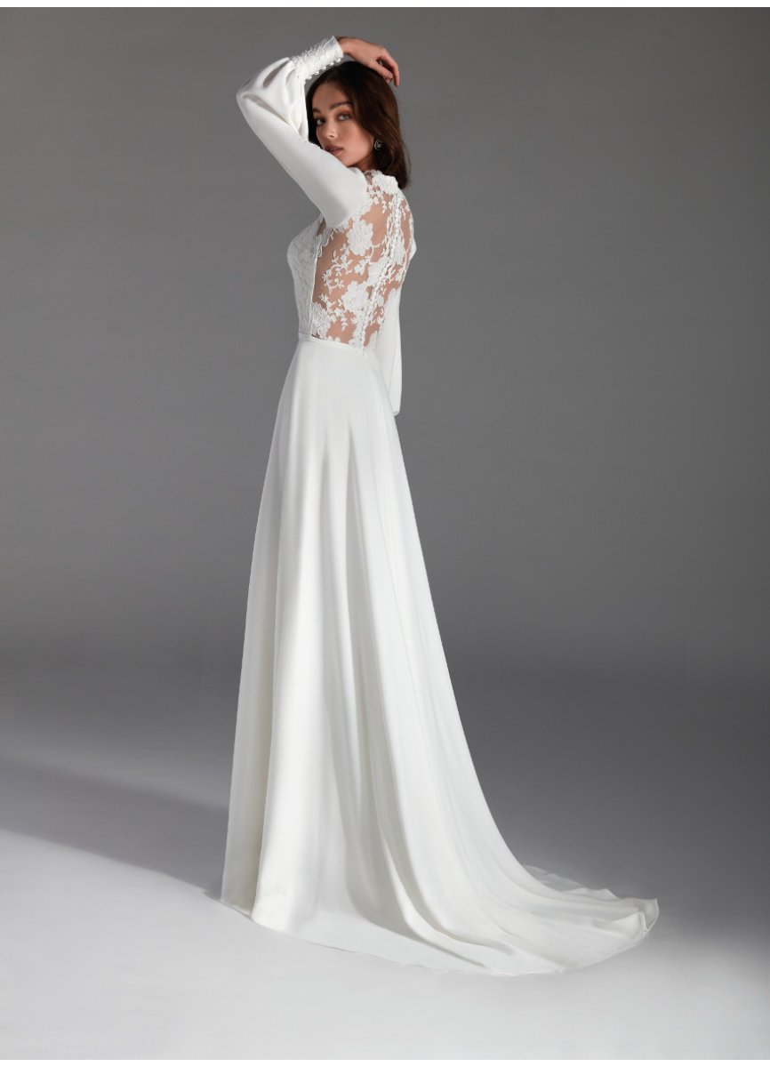 VESTIDO CREPE Y TUL BORDADO