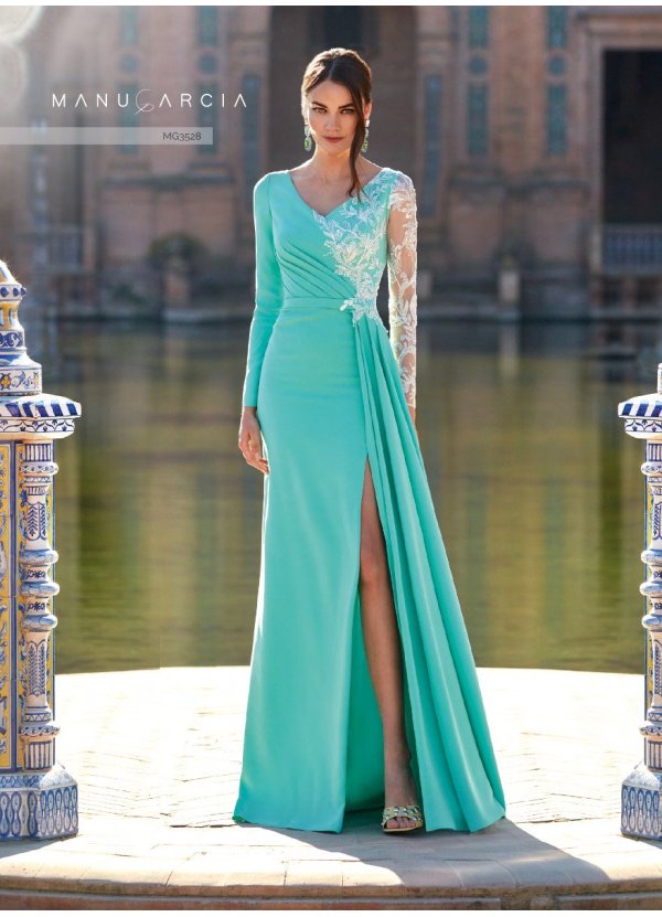 VESTIDO CREPE Y TUL PEDRERIA