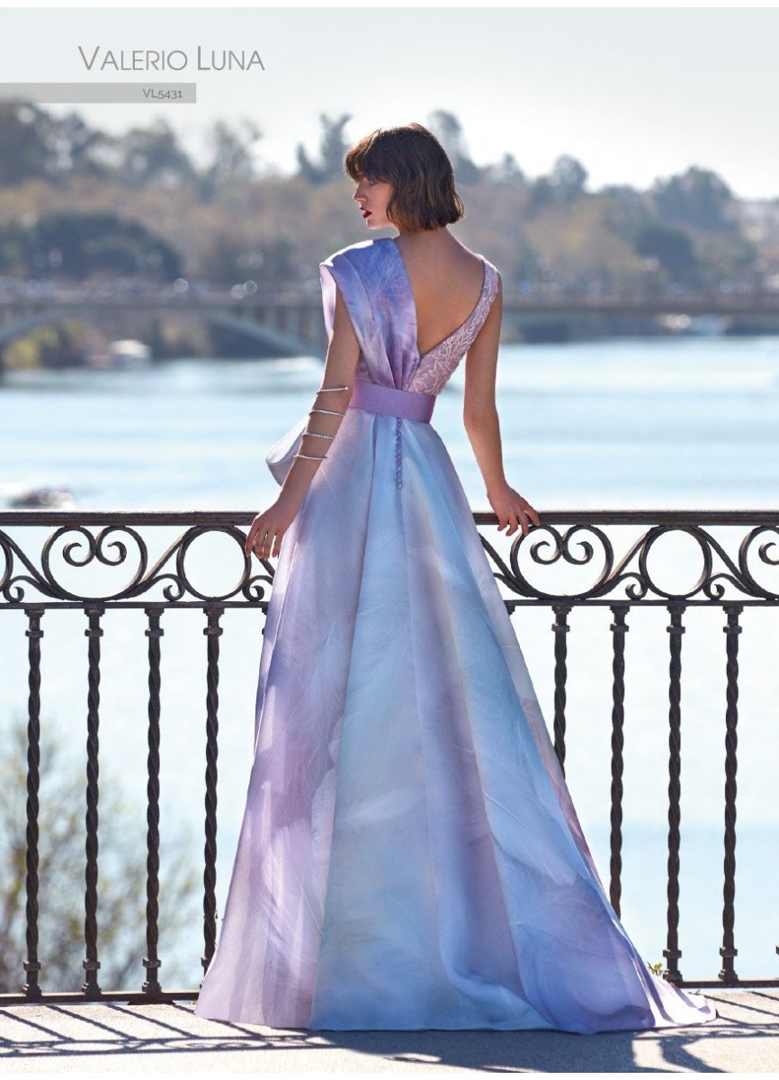 VESTIDO ORGANZA ESTAMPADA Y ENCAJE PEDRE VESTIDO ORGANZA ESTAMPADA Y ENCAJE PEDRE