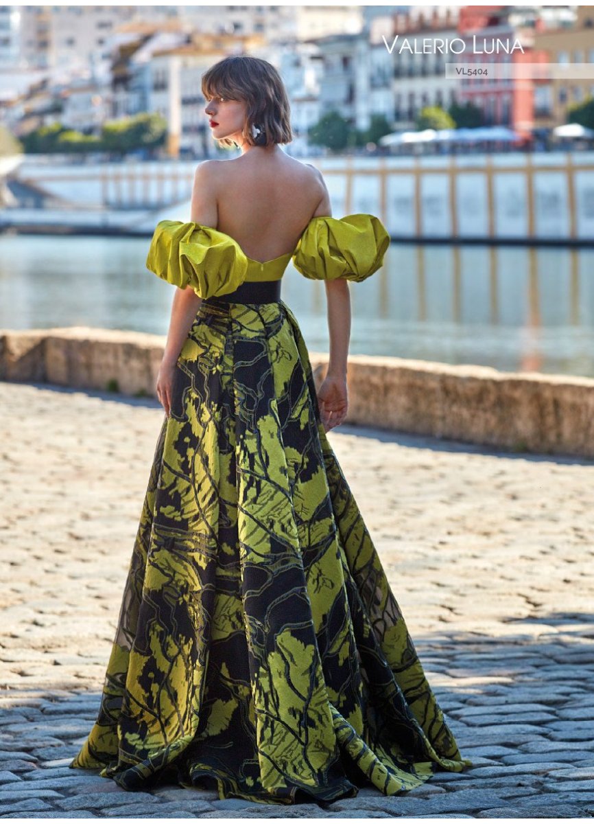 VESTIDO ORGANZA BROCADA Y TAFETA VESTIDO ORGANZA BROCADA Y TAFETA