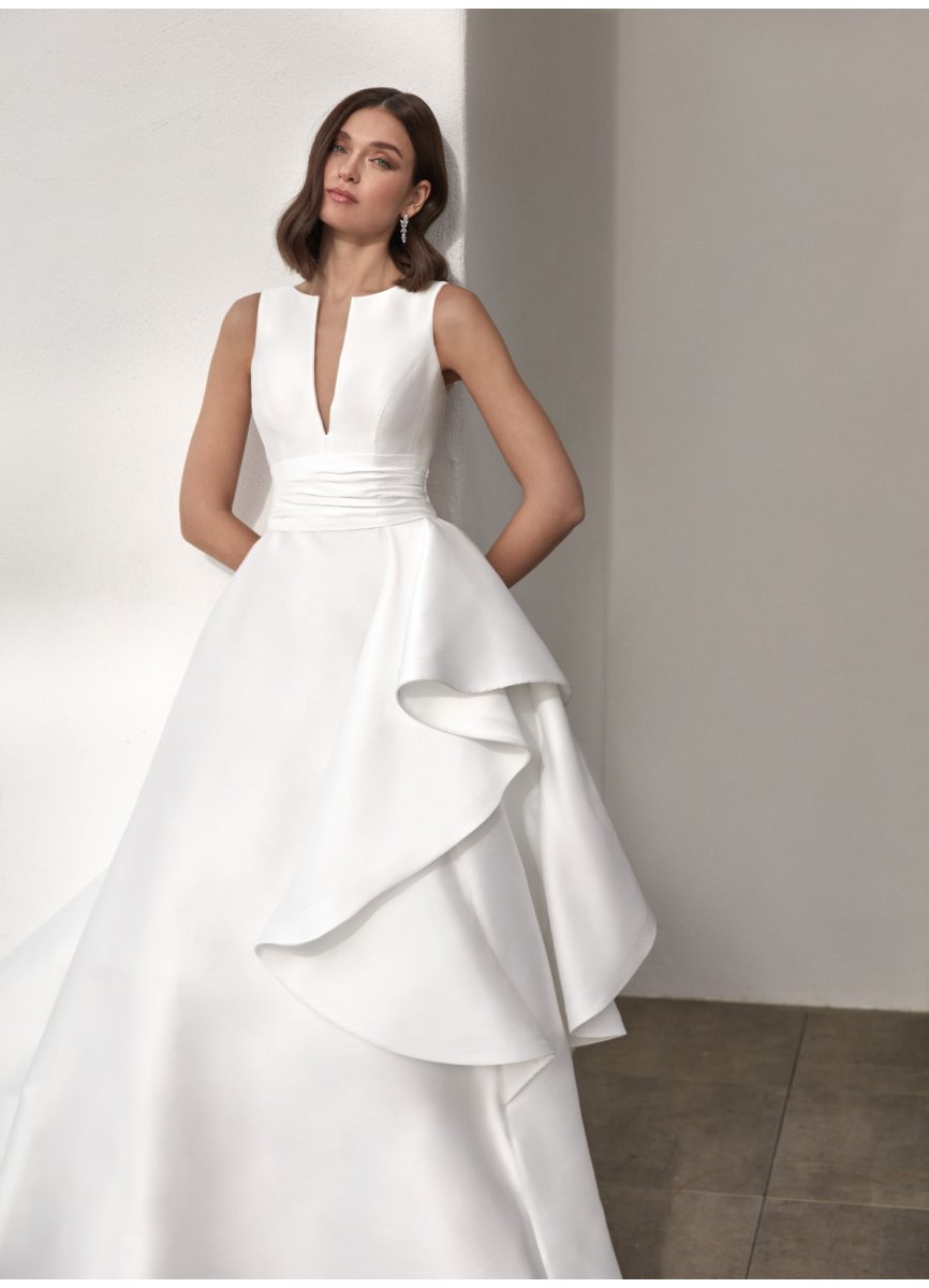 VESTIDO PIQUE Y APLICACIONES