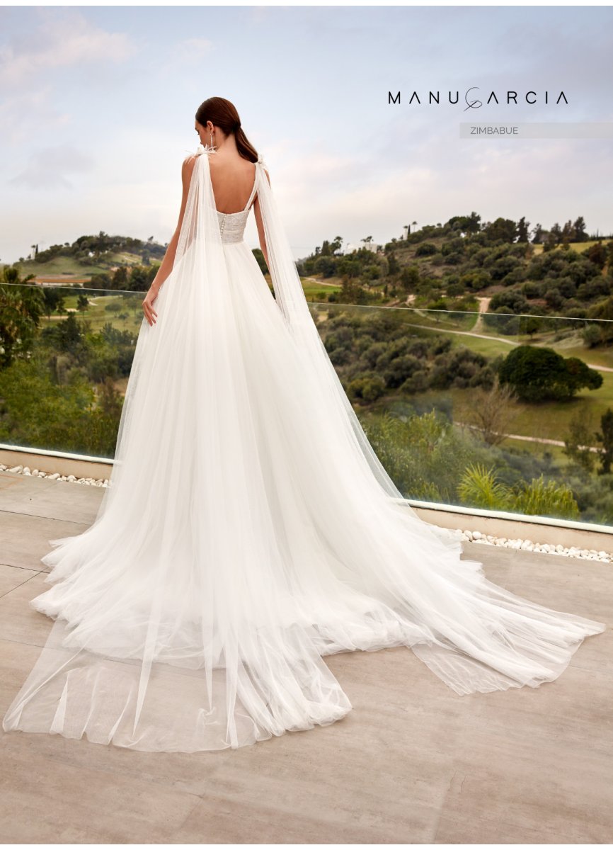 VESTIDO ORGANZA BORDADA Y TUL