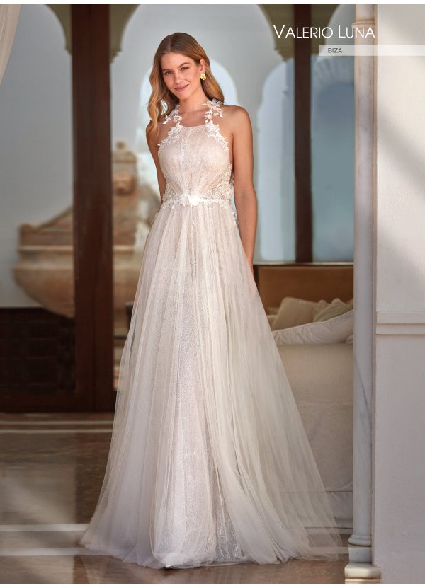 VESTIDO TUL . CHANTILLY Y...