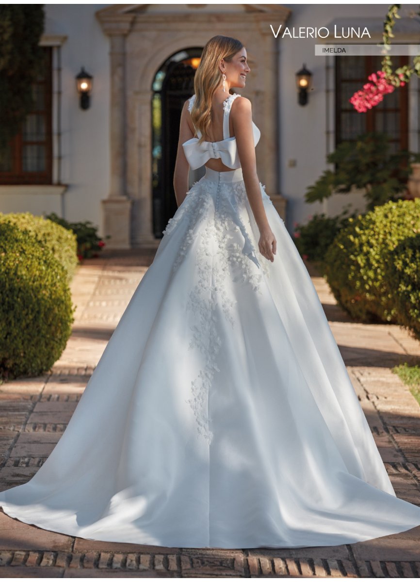 VESTIDO PIQUE Y APLICACIONES