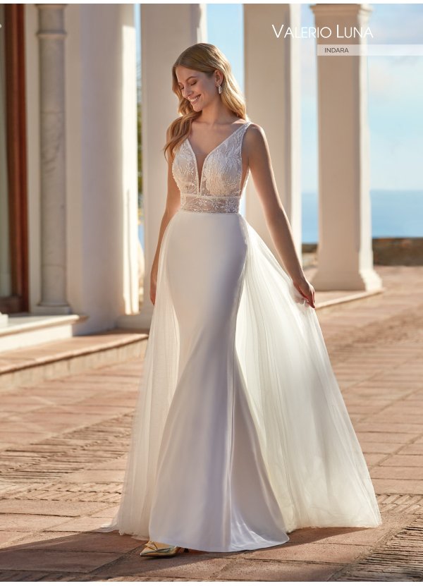 VESTIDO CREPE Y TUL ENCAJE...