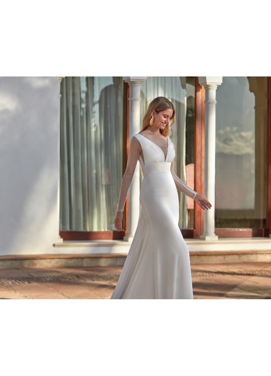 VESTIDO CREPE Y TUL PLUMETI VESTIDO CREPE Y TUL PLUMETI