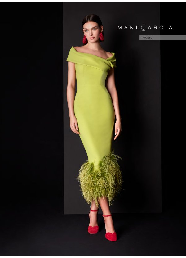 VESTIDO CORTO CREPE Y PLUMAS