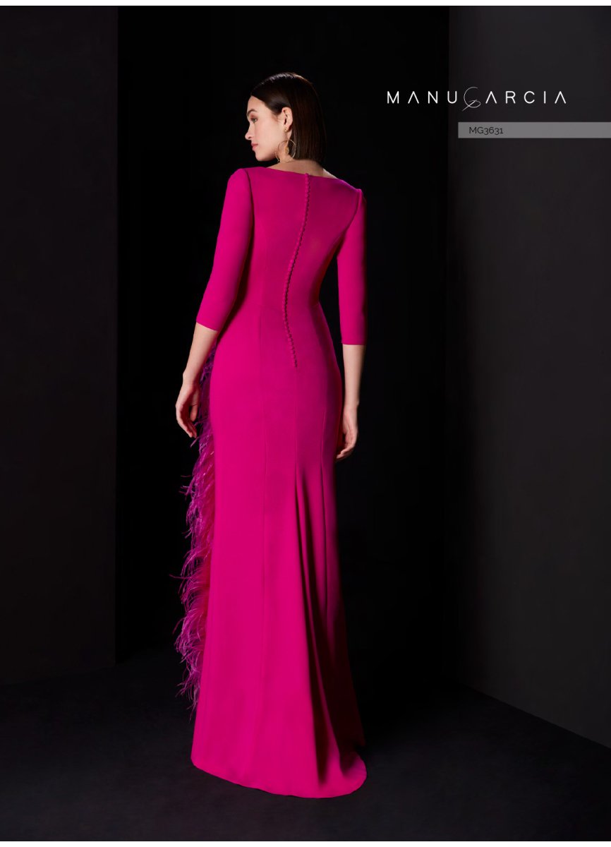 VESTIDO CREPE Y PLUMAS VESTIDO CREPE Y PLUMAS