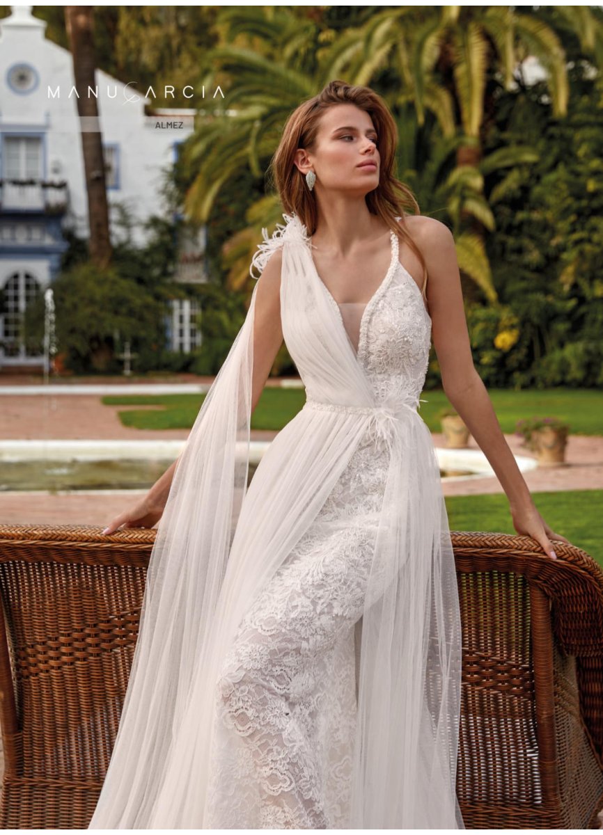 VESTIDO ENCAJE REBRODE Y TUL SEDA