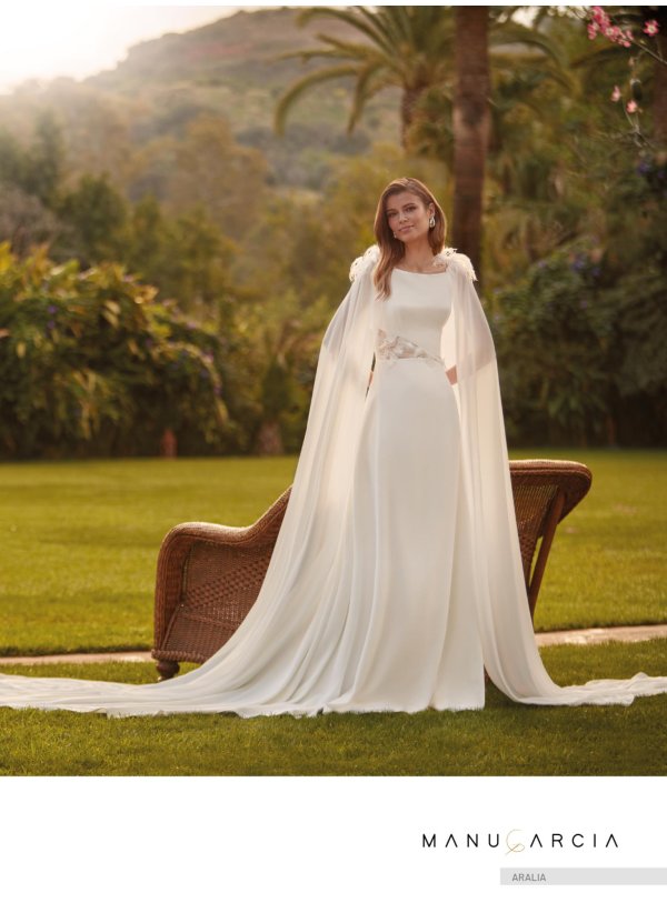 VESTIDO CREPE. ENCAJE Y...