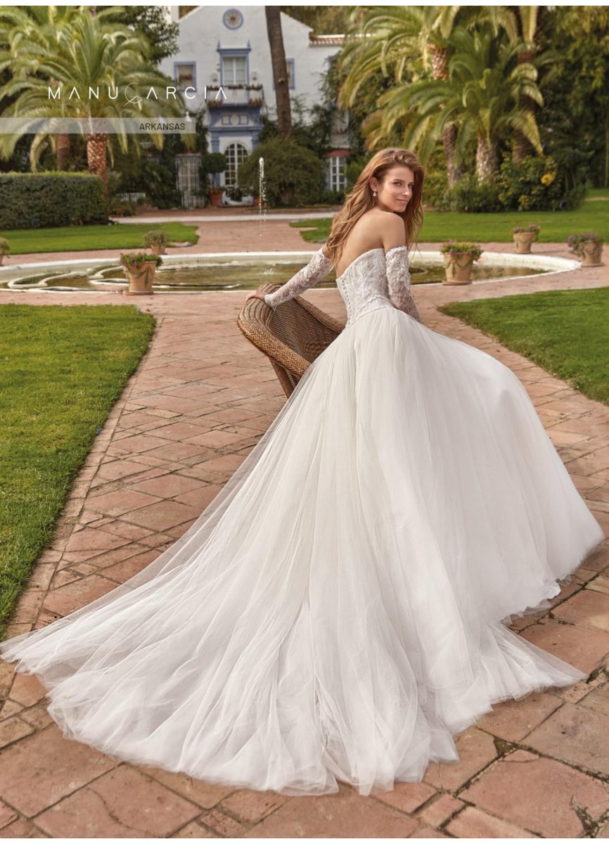 VESTIDO TUL PEDRERIA Y TUL SEDA