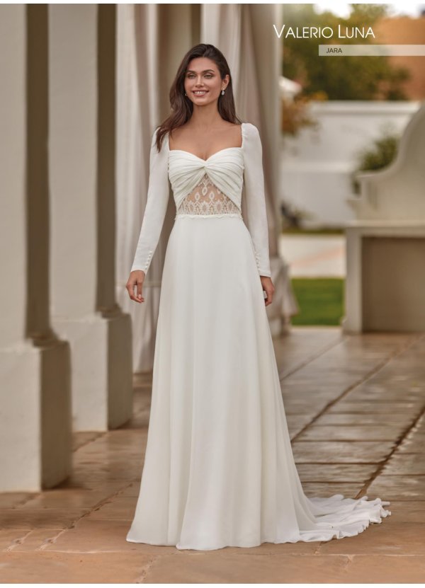 VESTIDO GEORGETTE Y BLONDAS...