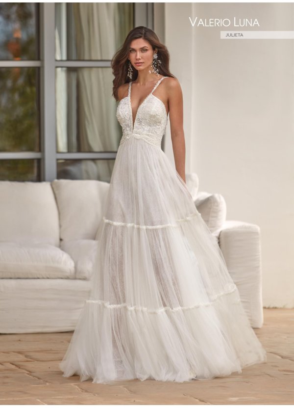 VESTIDO TUL PEDRERIA Y TUL...