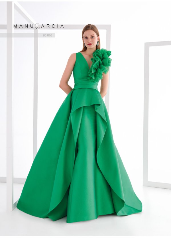 VESTIDO PIQUE Y SOBRECOLA...