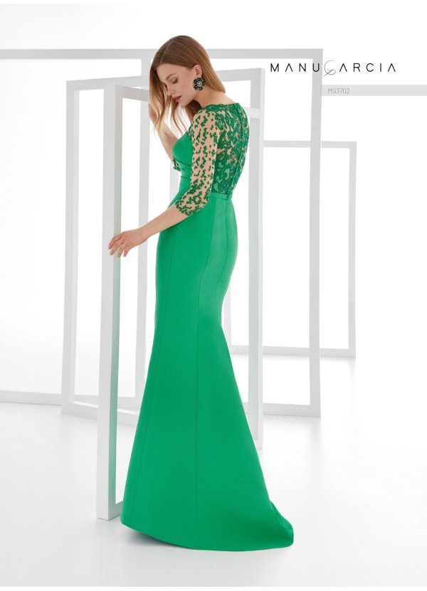 VESTIDO PIQUE Y TUL BORDADO 2