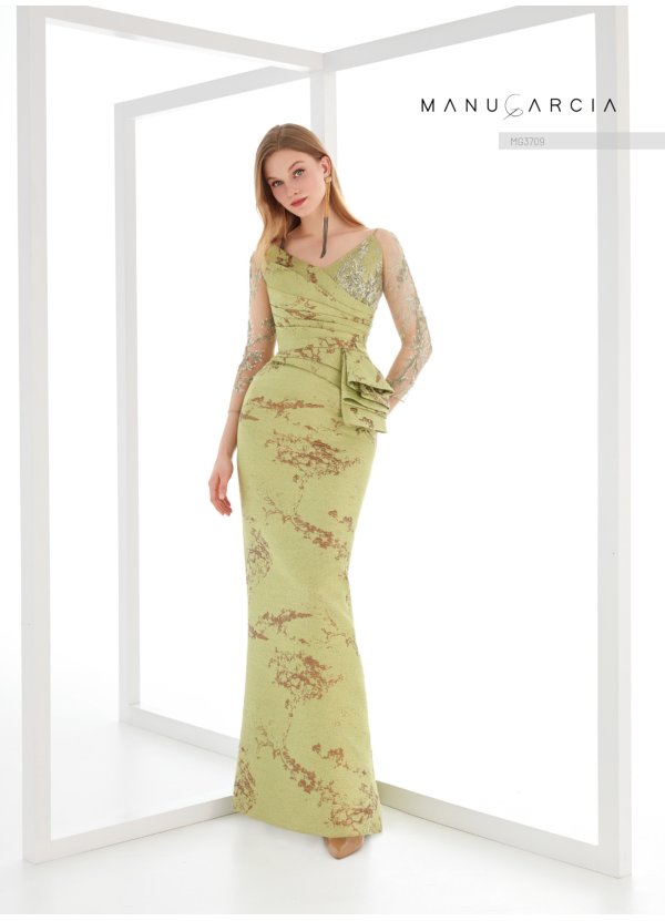 VESTIDO BROCADO Y TUL PEDRERIA