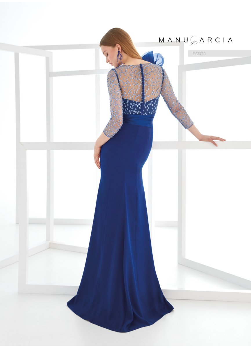 VESTIDO CREPE SATEN . TUL PEDRERIA Y ORG