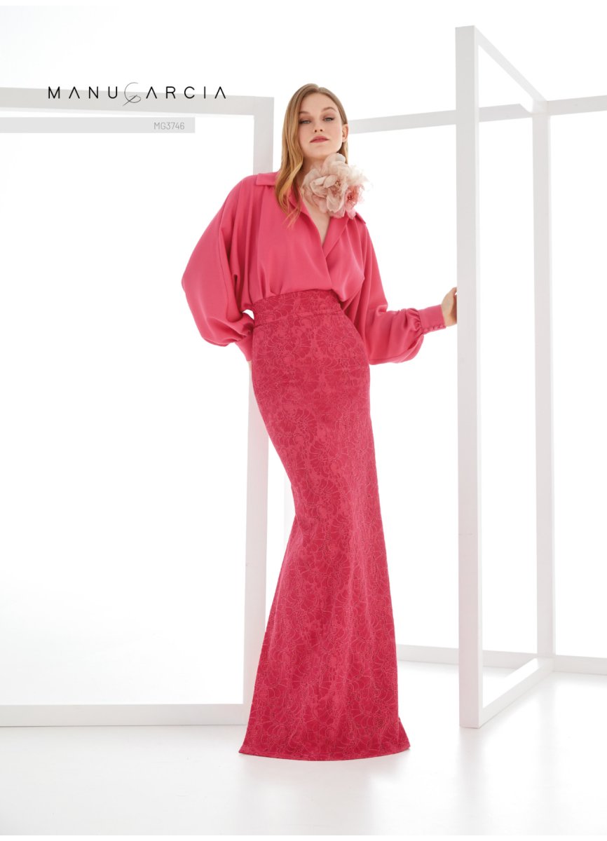 CONJUNTO CREPE SATEN Y REBRODE