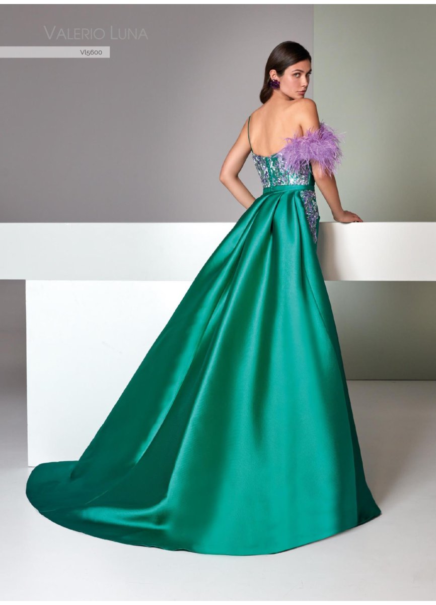 VESTIDO.SOBRECOLA PIQUE Y TUL PEDRERIA