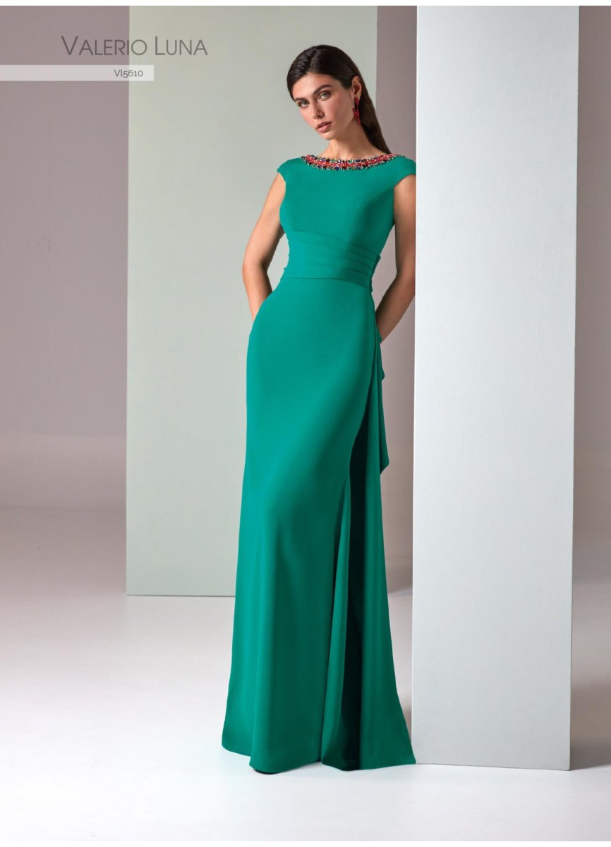 VESTIDO CREPE SATEN Y ADORNO CRISTAL