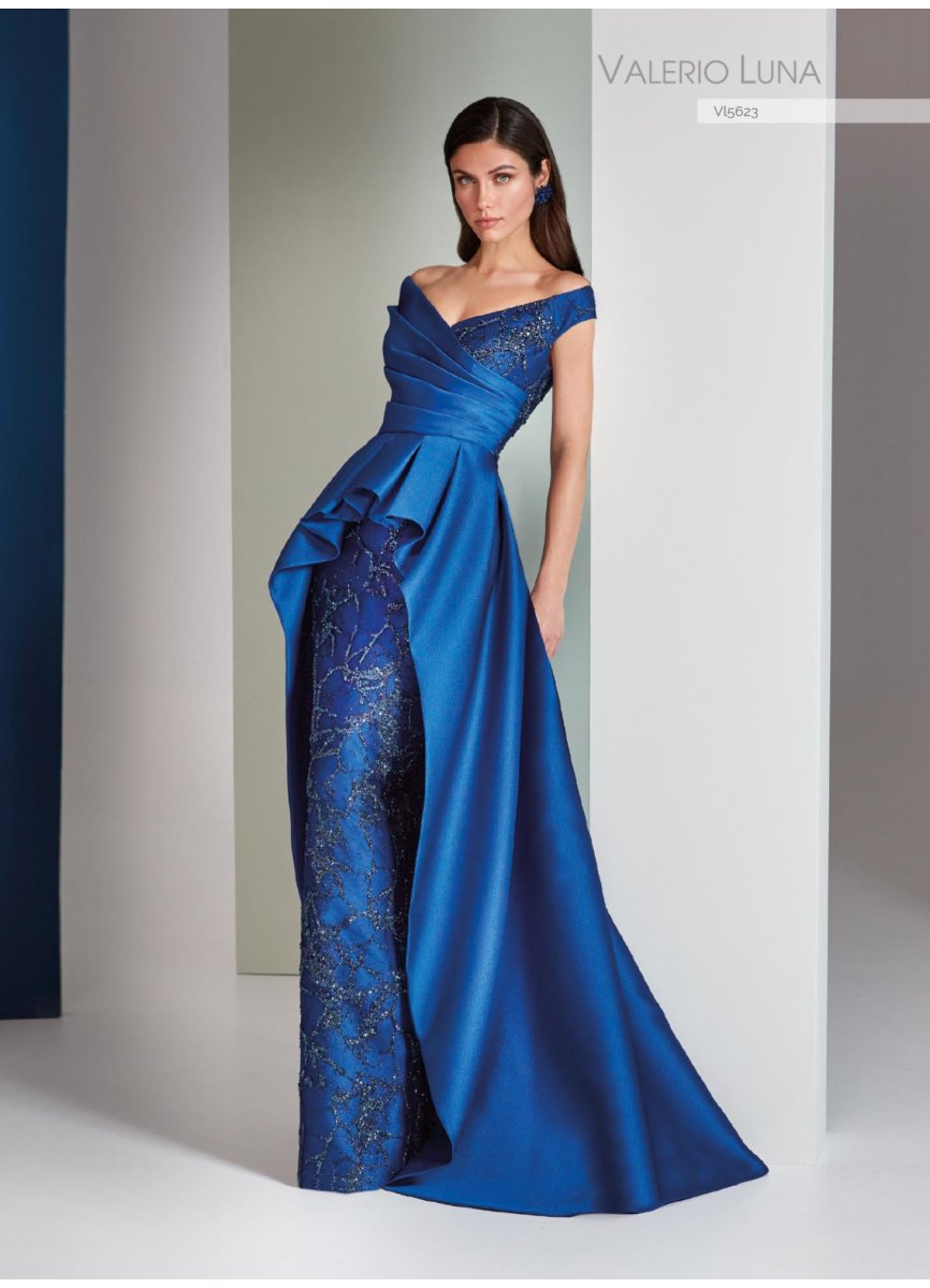 VESTIDO PIQUE .SOBRECOLA PIQUE Y TUL PED