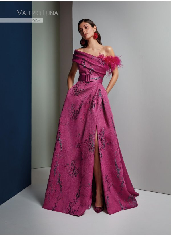 VESTIDO BROCADO FANTASIA Y...