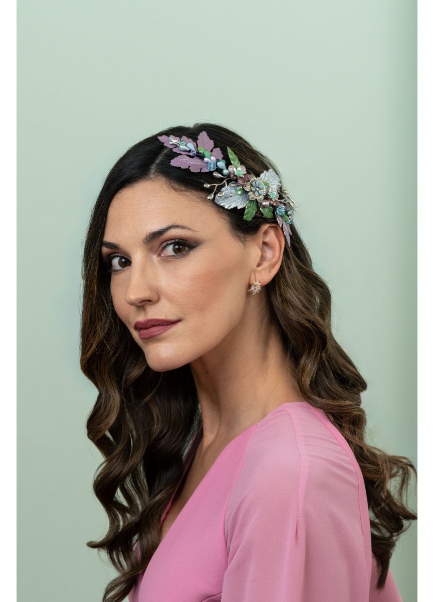 Tocado de invitada floral azul