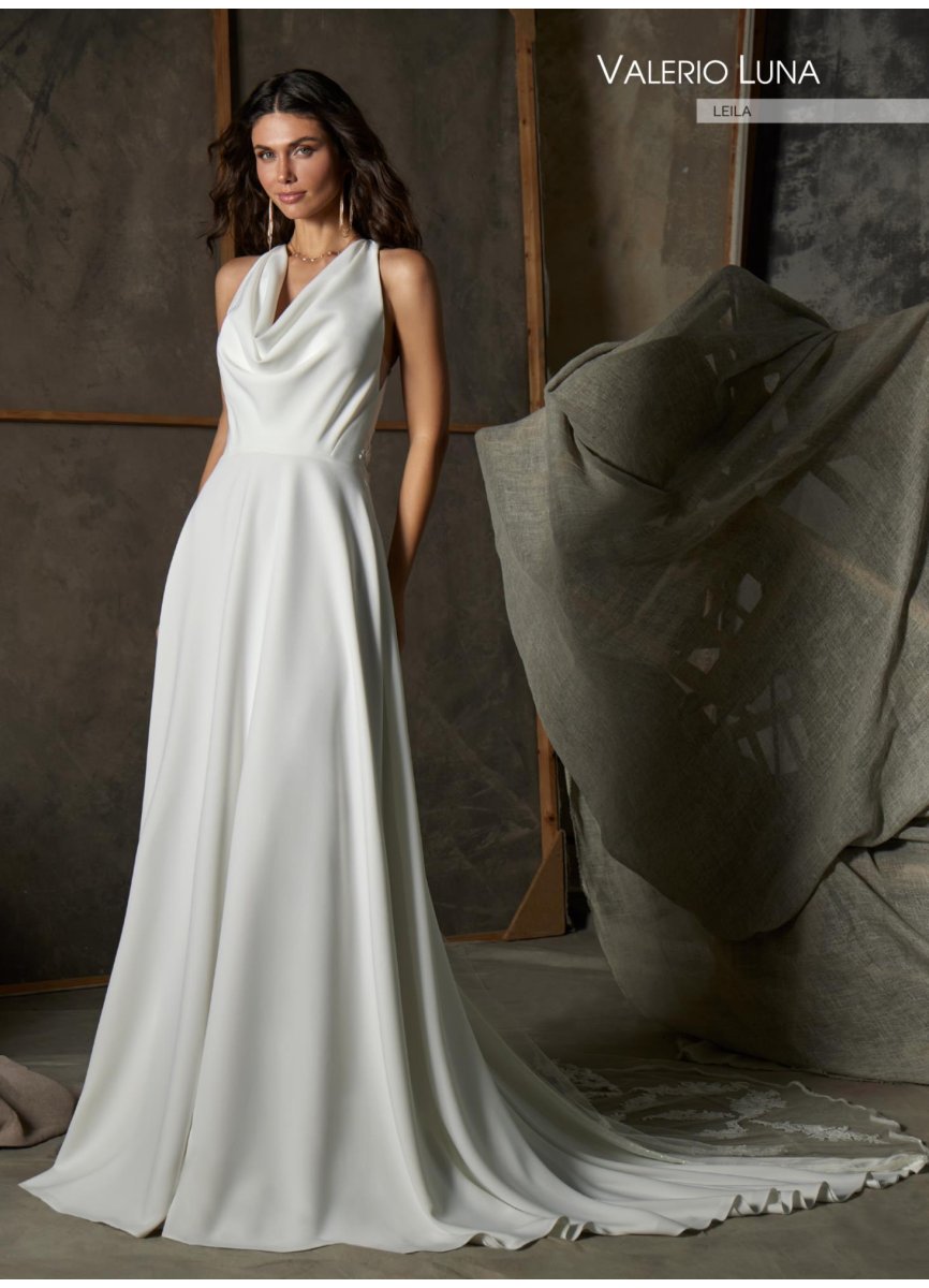 VESTIDO SATEN Y APLICACIONES