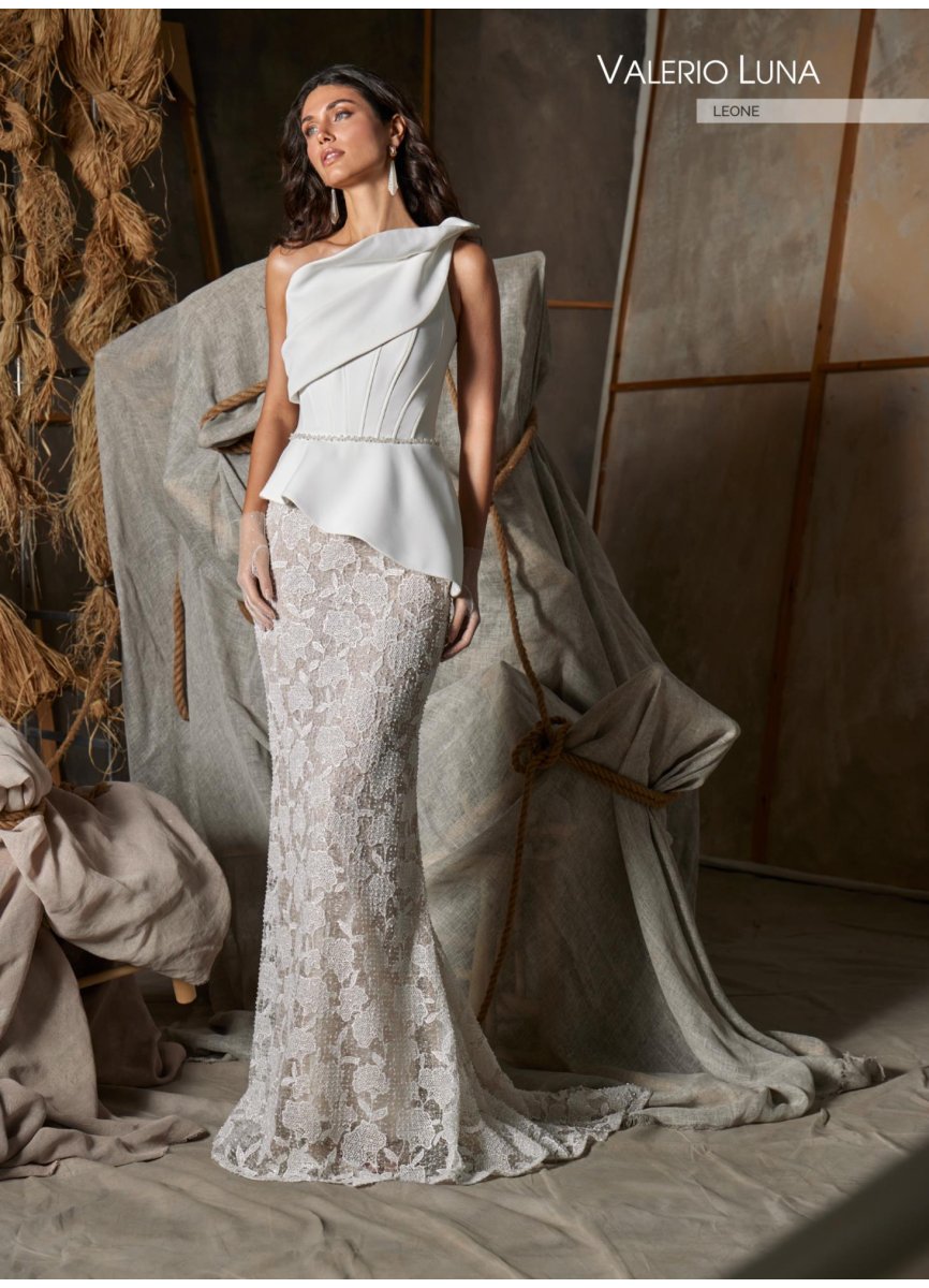 VESTIDO CREPE NEOPRENO Y PEDRERIA