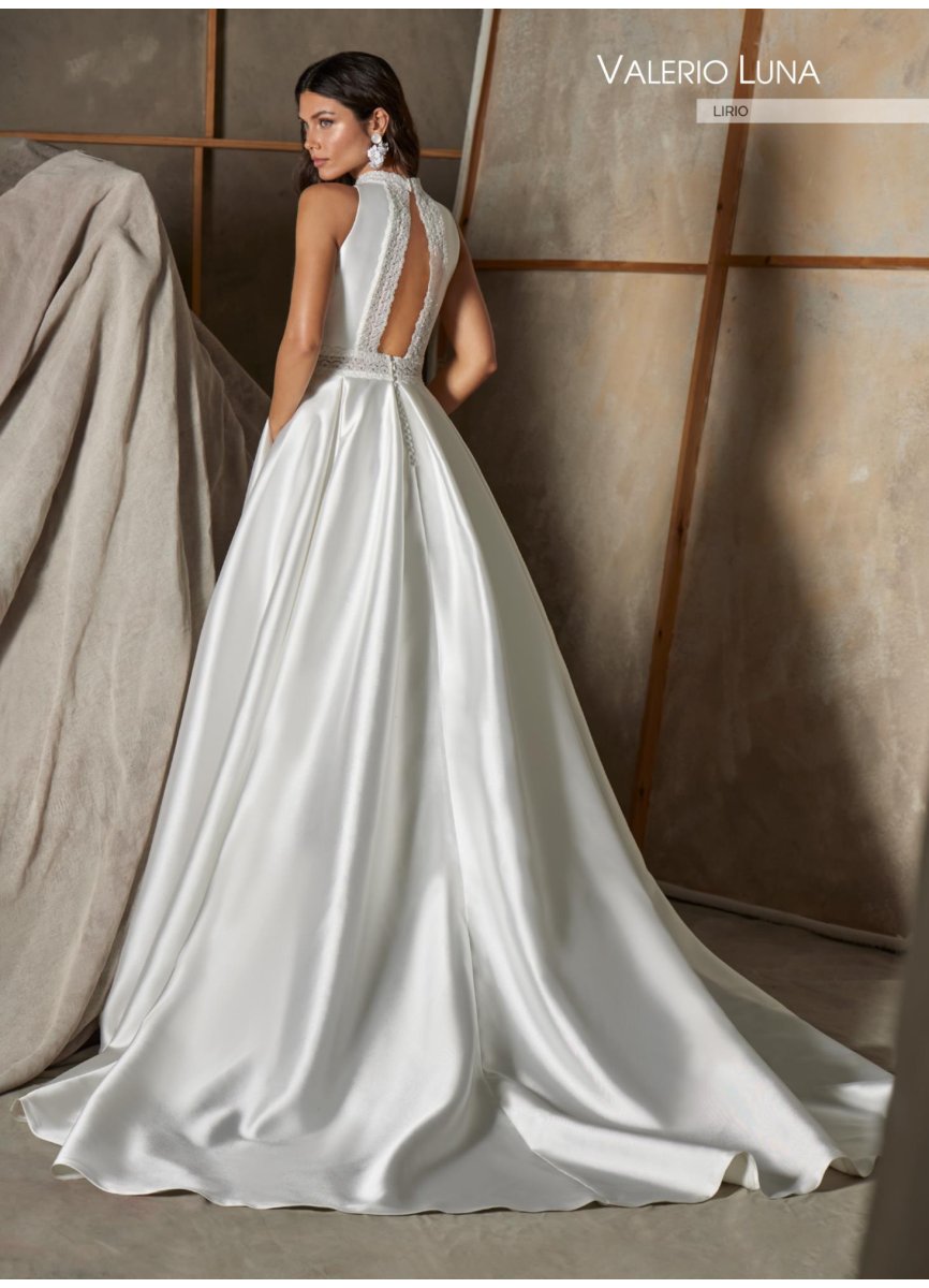 VESTIDO MIKADO ADORNO PEDRERIA