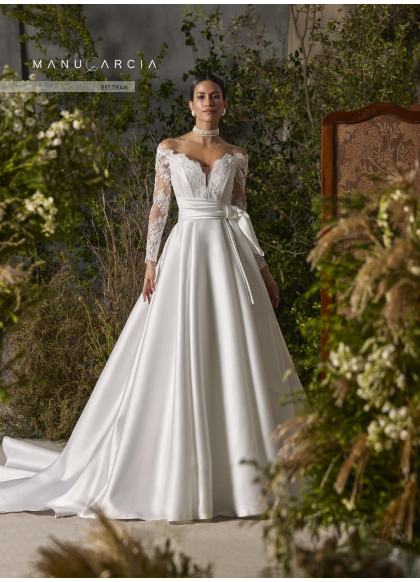 VESTIDO PIQUE Y ENCAJE