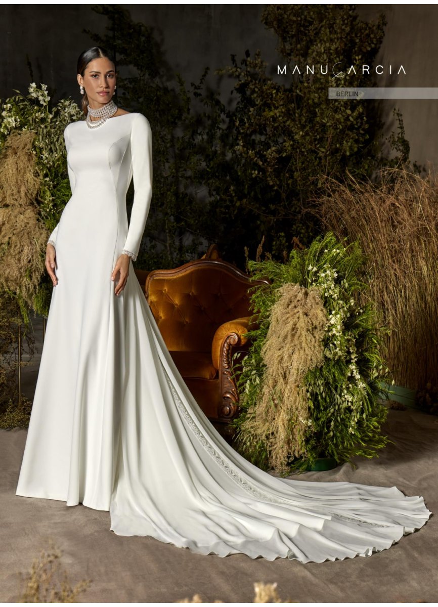 VESTIDO CREPE NEOPRENO Y BLONDAS TUL BOR