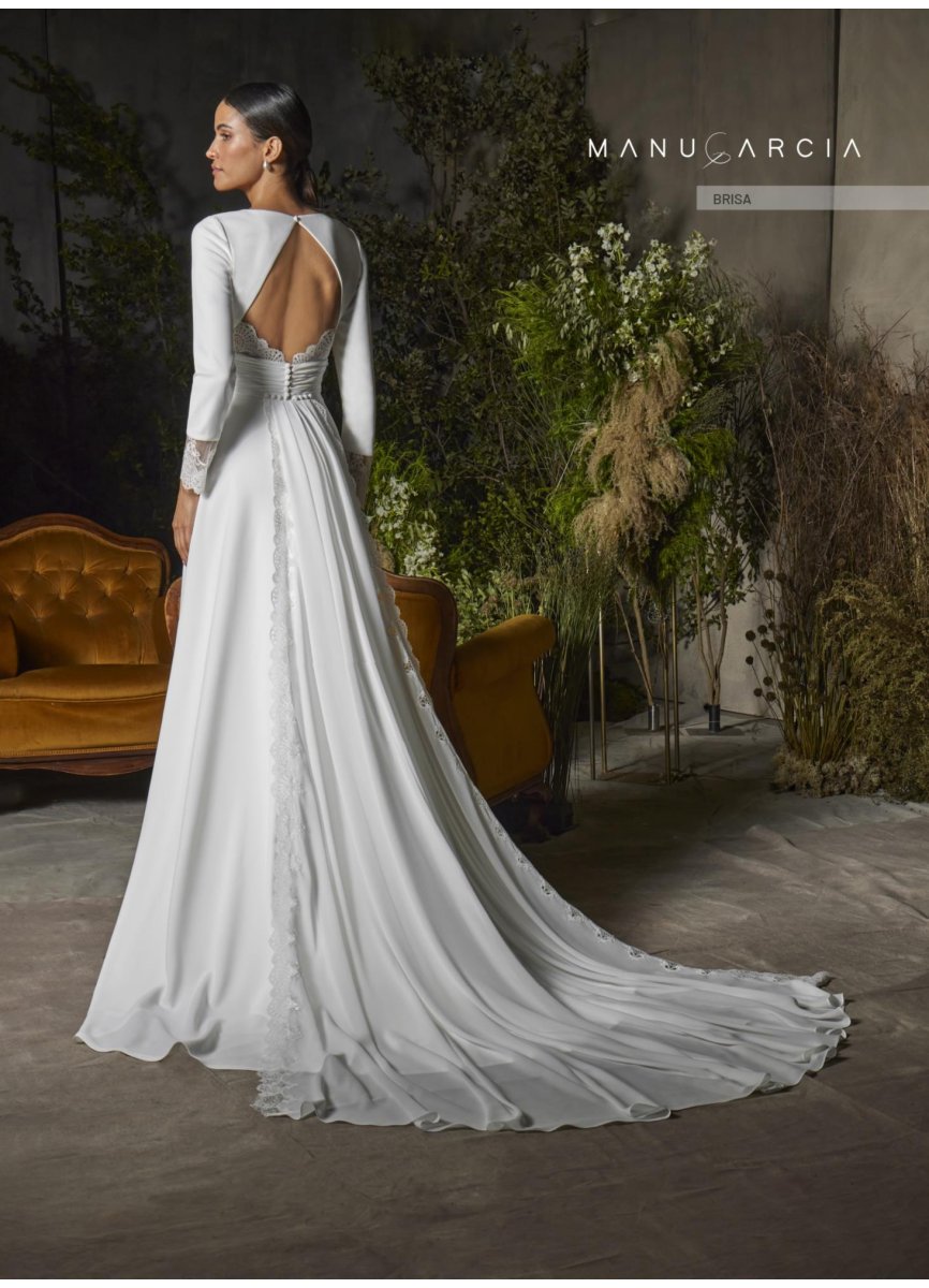 VESTIDO CREPE.GEORGETTE Y BLONDAS TUL BO