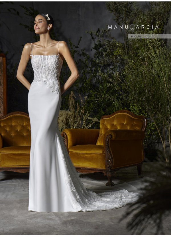 VESTIDO CREPE.TUL PEDRERIA...